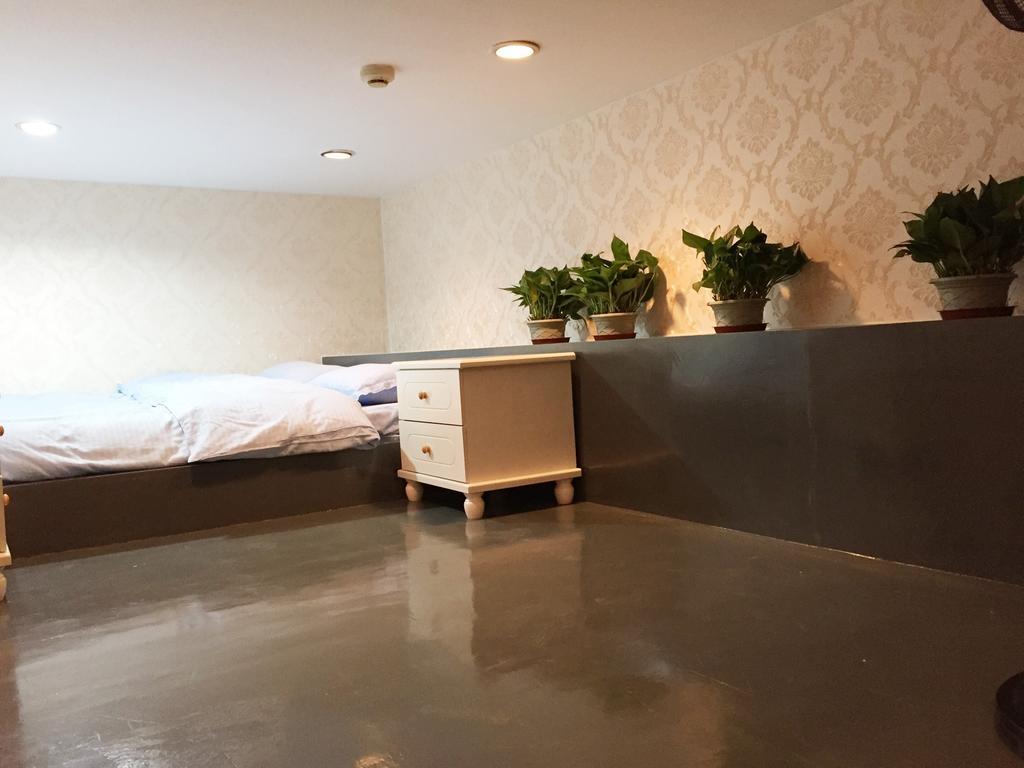 Tong Ji Garden Apartment Shanghai Exterior photo