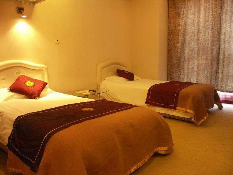 Tong Ji Garden Apartment Shanghai Room photo